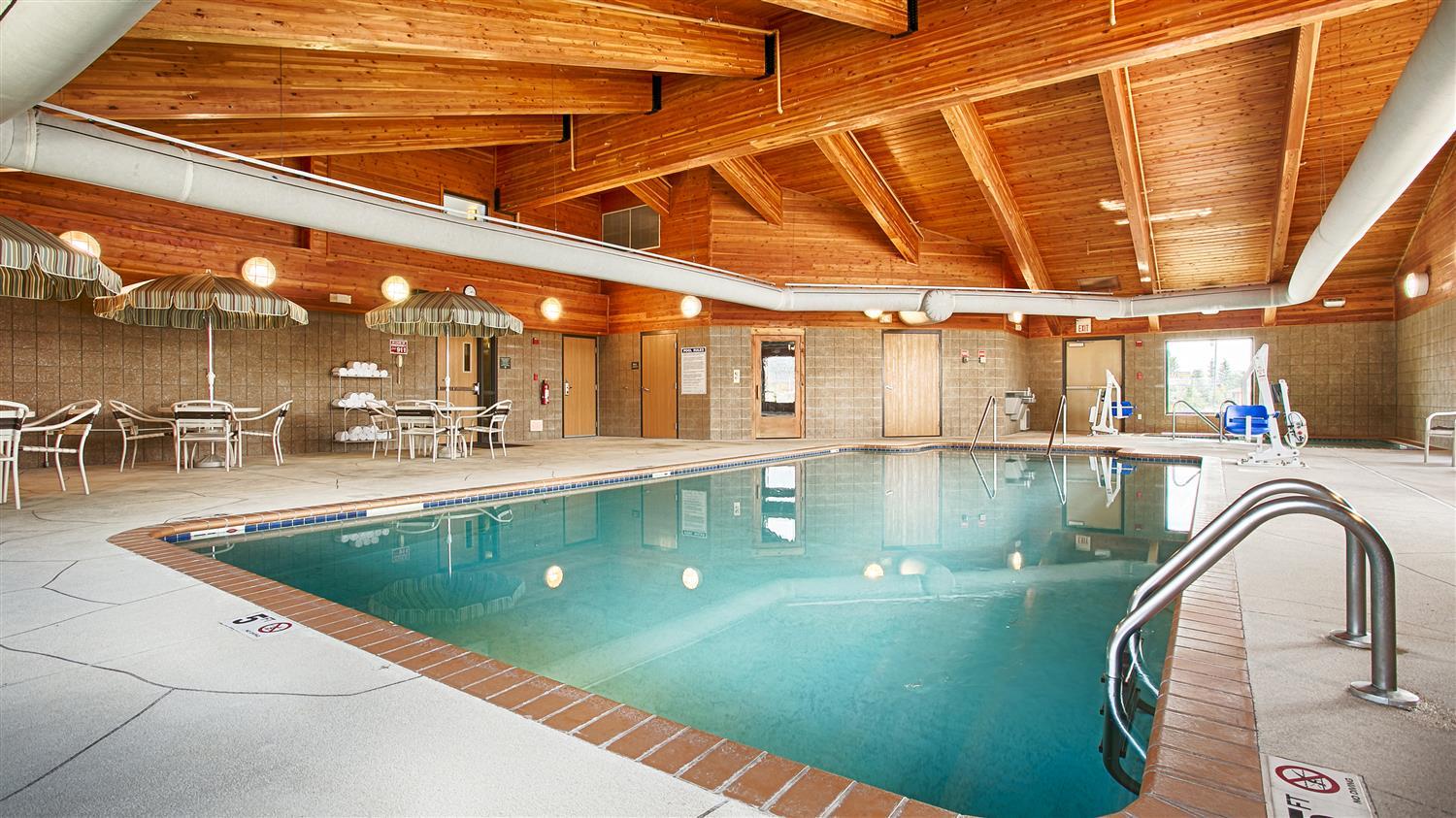 Best Western Plus Mccall Lodge And Suites Exterior foto