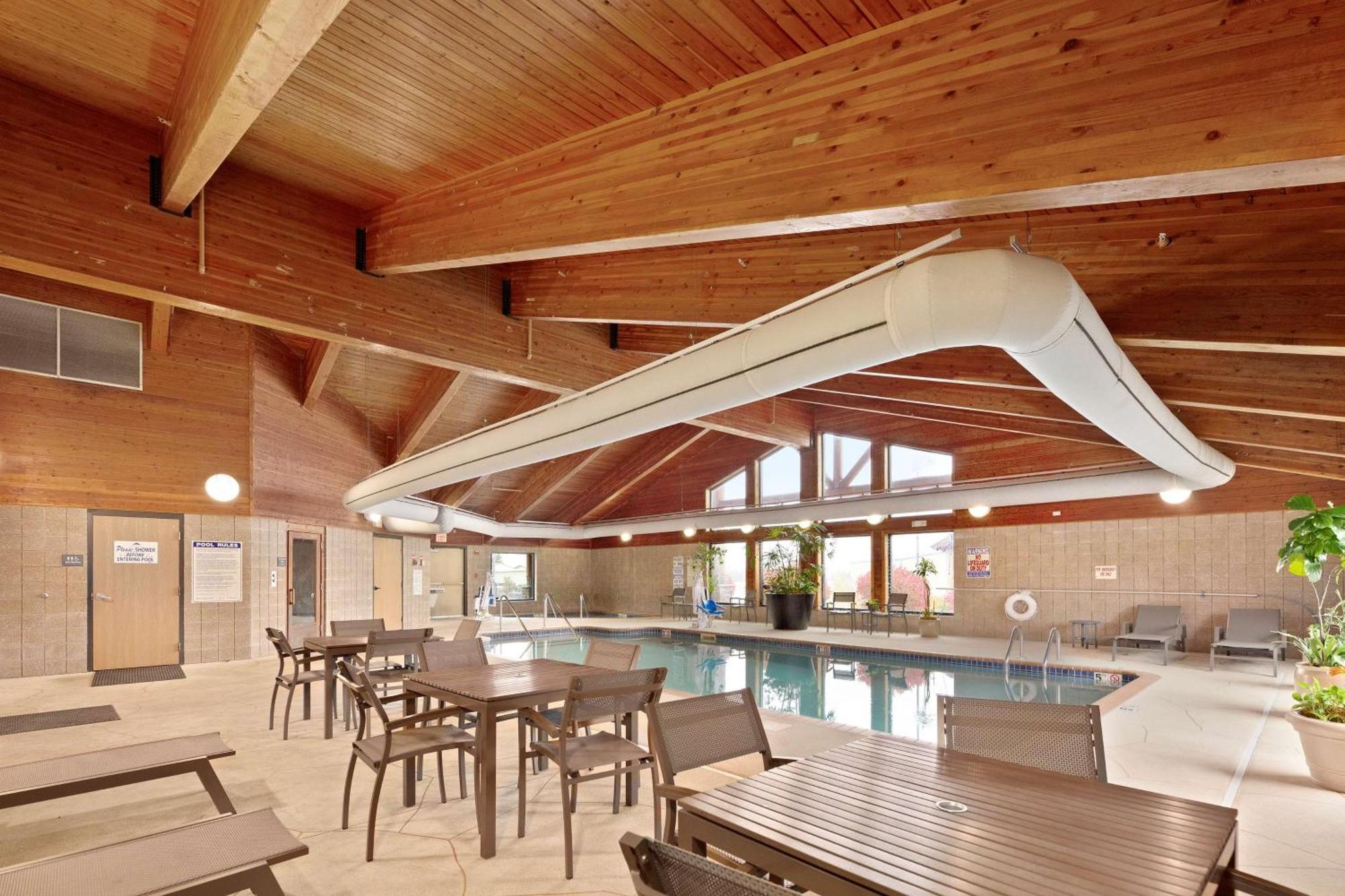 Best Western Plus Mccall Lodge And Suites Exterior foto